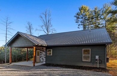 Lake Hiwassee Home For Sale in Murphy North Carolina