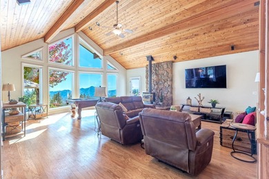 Your Mountain Paradise Awaits. Soak in breathtaking, panoramic - photo 4