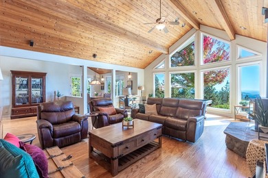 Your Mountain Paradise Awaits. Soak in breathtaking, panoramic - photo 6