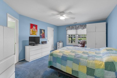 Welcome to 35 Lakebridge Drive South, a beautifully maintained - photo 11