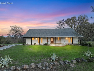 Welcome to a rare find property: Escape the City and Own This - photo 1