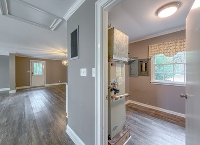 Private Retreat in the heart of Beautiful Lake Douglas. Nestled - photo 12