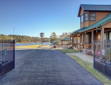 Your fully furnished dream home awaits you at 101 Muskogee Road - photo 4