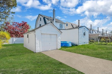 Welcome Home To This Charming Lindenhurst Colonial Nestled In - photo 14