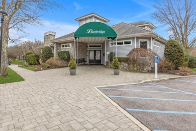 Welcome to 35 Lakebridge Drive South, a beautifully maintained - photo 22