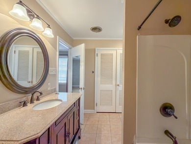 Private Retreat in the heart of Beautiful Lake Douglas. Nestled - photo 28