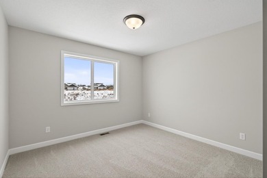 Welcome to the Hemlock! This fresh, bright, and welcoming new - photo 32