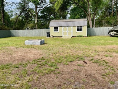 HERE'S YOUR ''MOVE IN READY'' HOME. JUST ABOUT EVERYTHING IS NEW - photo 34