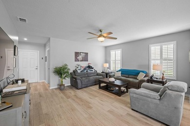 Welcome to a quiet community, Carriage Pointe Estates in Fort - photo 4