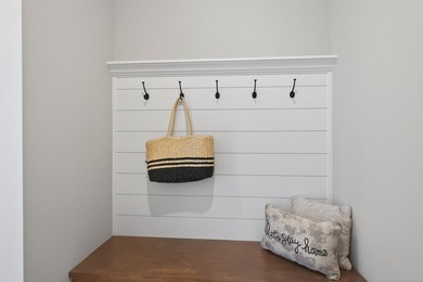 Welcome to the Hemlock! This fresh, bright, and welcoming new - photo 46