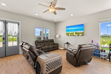 Welcome to 360 Club Oak Lane in the thriving community of - photo 7
