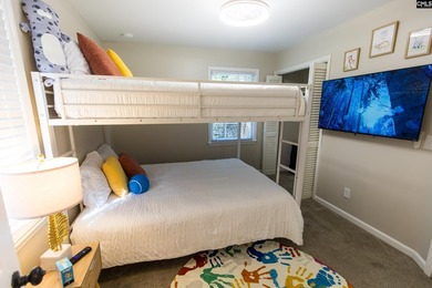 Discover this beautifully renovated and meticulously maintained - photo 21