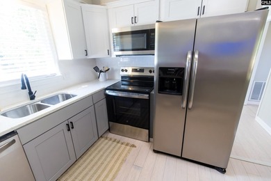 Discover this beautifully renovated and meticulously maintained - photo 27