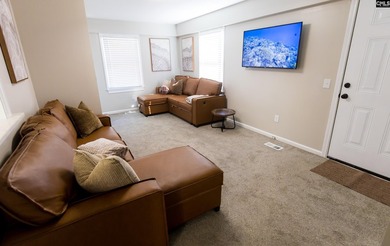 Discover this beautifully renovated and meticulously maintained - photo 28