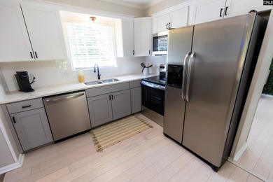 Discover this beautifully renovated and meticulously maintained - photo 32