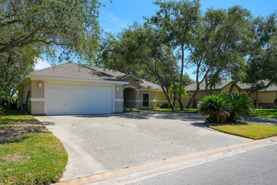 Nestled beneath a canopy of majestic oak trees and overlooking - photo 4