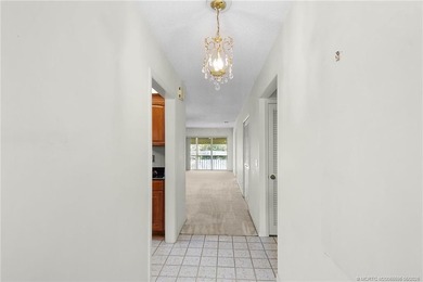 Beautiful 2 Bed/2 Bath with 1,370 Sq Ft of Living Space. Kitchen - photo 10