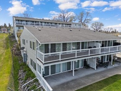 This highly sought after upper corner lot unit offers - photo 6