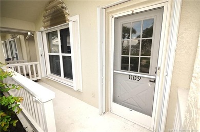 Move right in. This cozy villa has been recently updated and is - photo 2