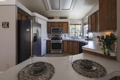 Welcome to beautiful Pine Mountain Lake in Groveland, CA - just - photo 18