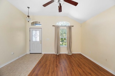 Two Bedroom PLUS a Study! Pristine home and a wonderful floor - photo 8