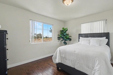 This inviting 3-bedroom, 2.5-bath home is located in the heart - photo 21