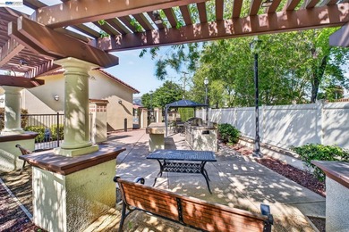 Rare corner unit in the highly sought-after Terra Serena Luna - photo 32
