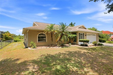 Tucked into a quiet North Port neighborhood, this well loved and - photo 39