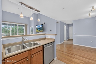 Welcome to Unit 1032 at Montreux at Deerwood Lake! A gated - photo 10