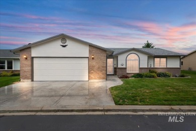 Lake Lowell Home Sale Pending in Nampa Idaho