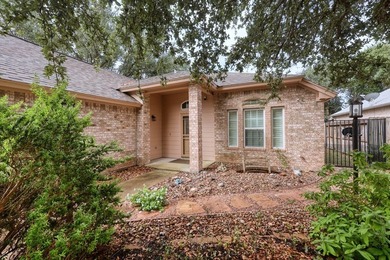 Experience refined coastal living in this beautifully appointed - photo 2