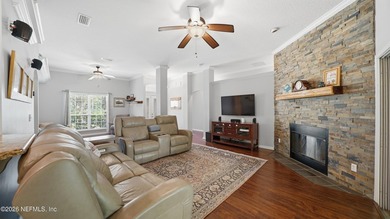 Welcome to a spacious home nestled in the desirable North Creek - photo 3