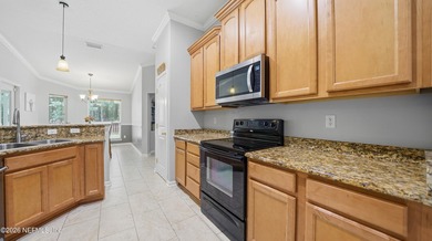 Welcome to a spacious home nestled in the desirable North Creek - photo 10