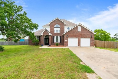 Come see this traditional 4 bedroom, 3 1/2 bath home situated on - photo 1