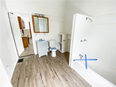 Welcome to this well-maintained upper/lower duplex offering a - photo 10