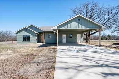 Lake Home For Sale in Streetman, Texas