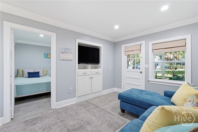 Coastal 3BR/2BA 856sqft Single Family Home Located on the South - photo 7