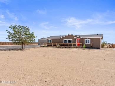 Lake Lahontan Home Active Under Contract in Silver Springs Nevada