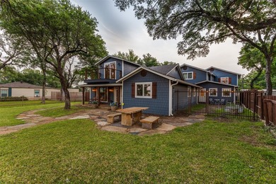This inviting lakefront retreat on Lake Worth was designed with - photo 3