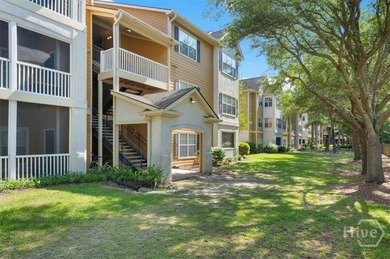 Enjoy maintenance-free, island-style living just minutes from - photo 1