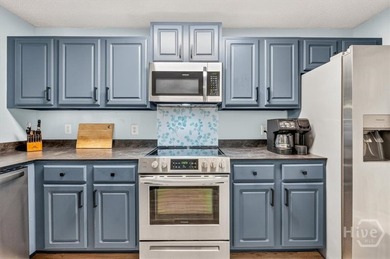 Enjoy maintenance-free, island-style living just minutes from - photo 8