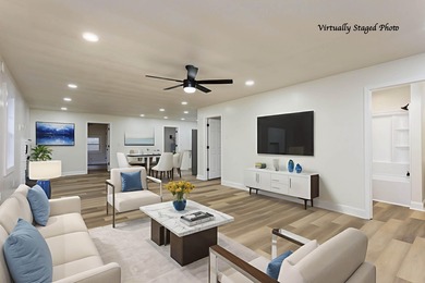 Welcome to this stunning, completely renovated 4-bedroom - photo 6