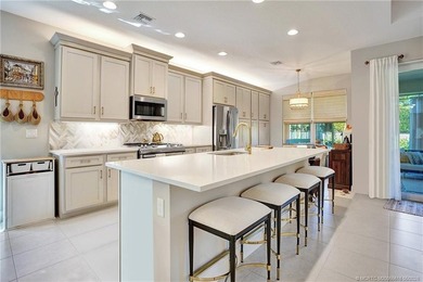 Explore this beautifully kept 2023 Palazzo floor plan. This - photo 7