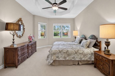 Welcome to this beautifully maintained 3-bedroom, 2.5-bath - photo 11