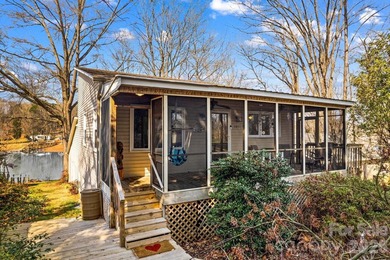 Beautiful Lakefront Property with Scenic Views of High Rock Lake - photo 3
