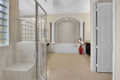 Welcome to this beautifully maintained 3-bedroom, 2.5-bath - photo 13
