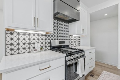 This stunning 5-bedroom, 3-bathroom home offers the perfect - photo 14