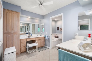 Enjoy lakefront living on beautiful Lake Balboa in this - photo 17