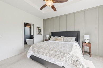 This stunning 5-bedroom, 3-bathroom home offers the perfect - photo 18