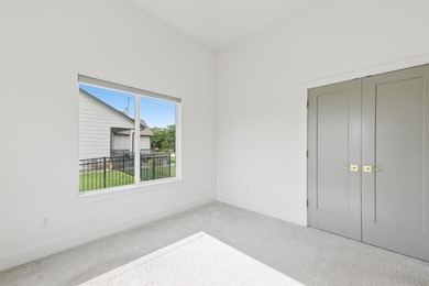 This stunning 5-bedroom, 3-bathroom home offers the perfect - photo 22